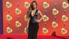 Jennifer Lopez steals the show from everyone in a sexy leather look