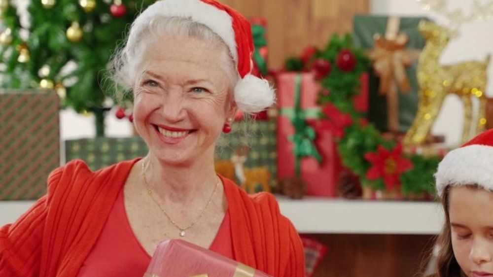 Umfrage: Verbraucher wollen an Weihnachten weiter sparen