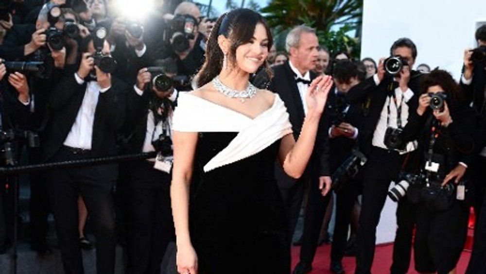 Cannes-Filmfest: Selena Gomez begeistert in Off-Shoulder-Kleid