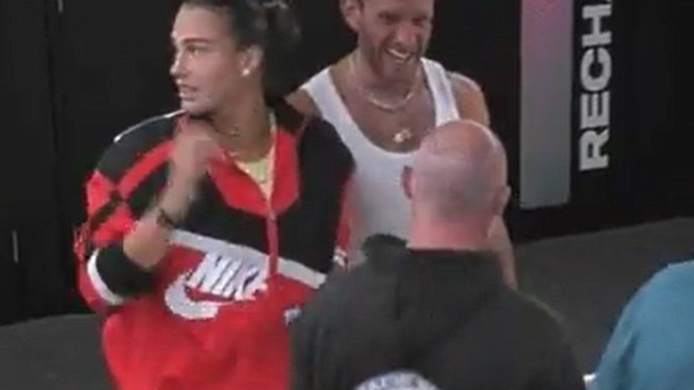 Nach Niederlage: Tennisstar schockt Fans mit dieser Aktion