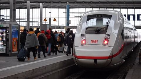 Jeder dritte Fernzug der Deutschen Bahn 2023 mit Verspätung