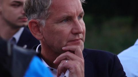 Vorwurf Volksverhetzung: Höcke muss vor Gericht