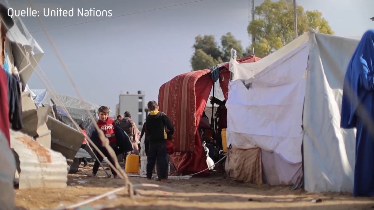 Erste Hilfsgüter erreichen Gaza: Tropfen auf den heißen Stein?