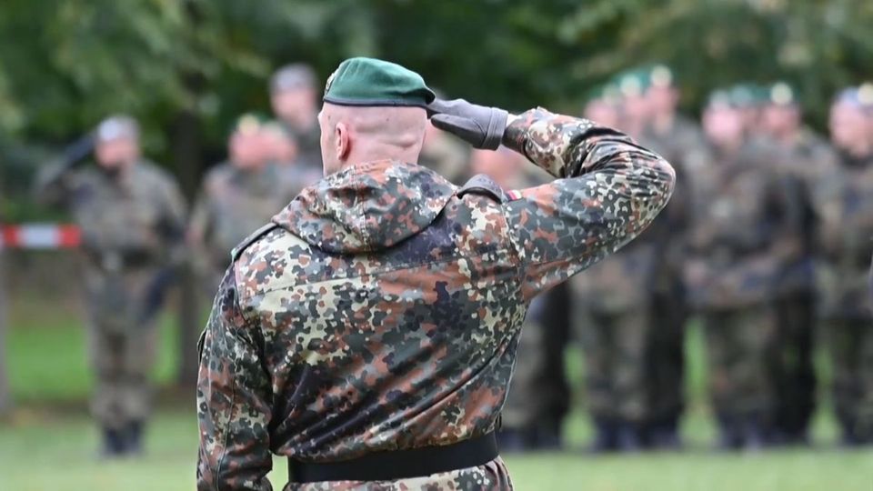 Wehrdienst-Gesetz stockt: Kommt das Pflichtjahr zurück?