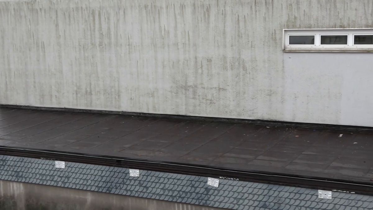 Remscheid: Noch mehr Waffen hinter Geheimtür entdeckt