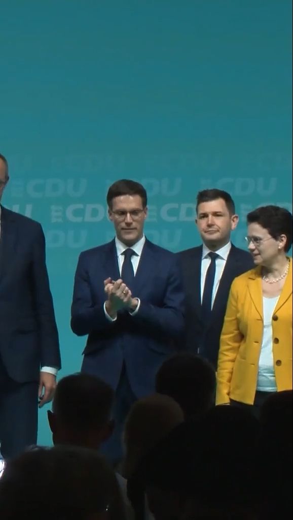 Video: Die sollen zusammenarbeiten? Schlammschlacht vor der BaWü-Wahl