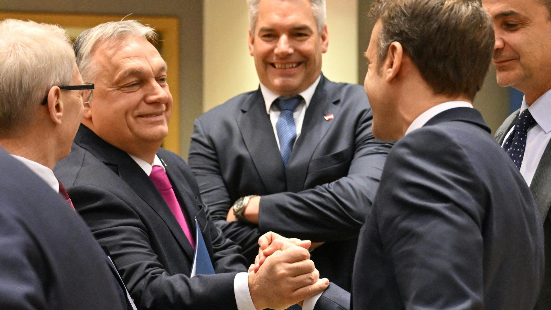 EU eröffnet Beitrittsgespräche mit Ukraine und Moldau