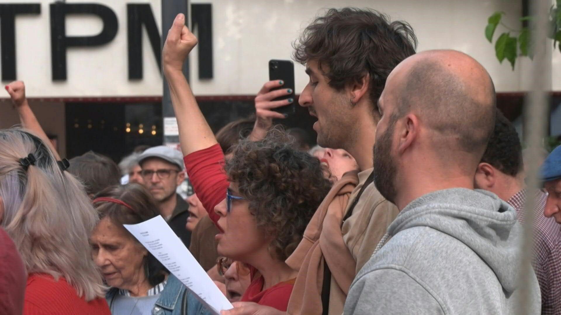 New left-wing alliance first meeting near Paris ahead of election