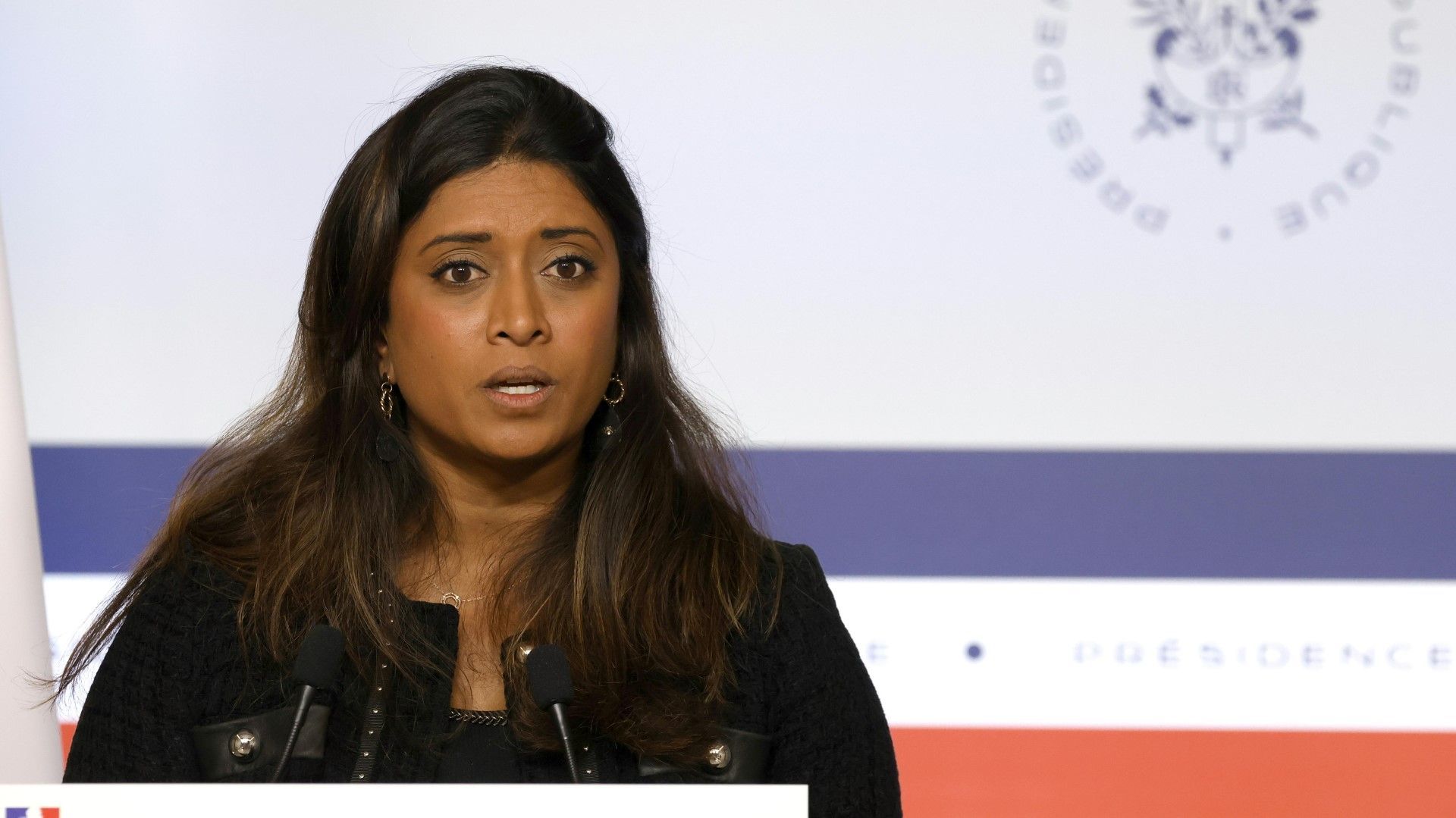 Gewalt im französischen Wahlkampf: Angriff auf Regierungssprecherin