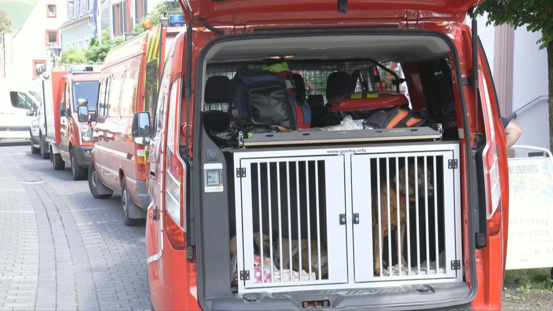 Rescue teams on site of German hotel collapse