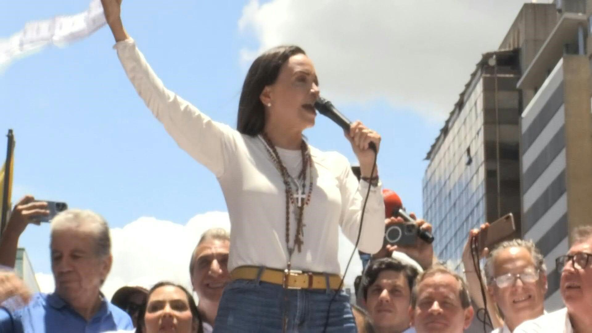 Venezuela opposition leader Maria Corina Machado leads march against Maduro (2)