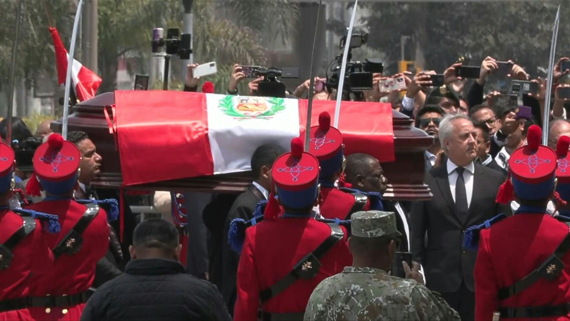 Coffin of Peru ex-president Alberto Fujimori arrives at museum for wake