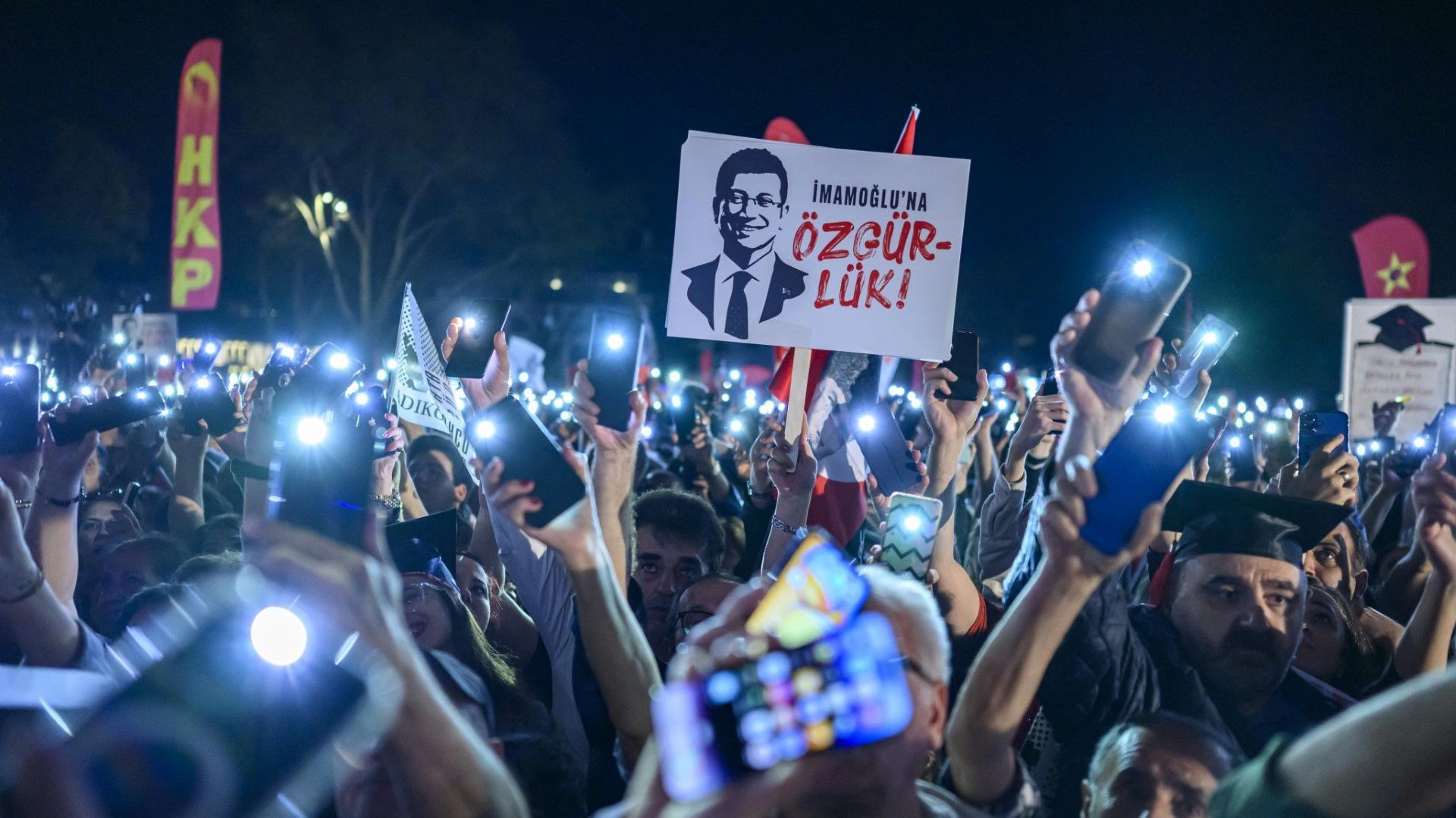 Istanbul: Neuer Massenprotest für Freilassung von Imamoglu