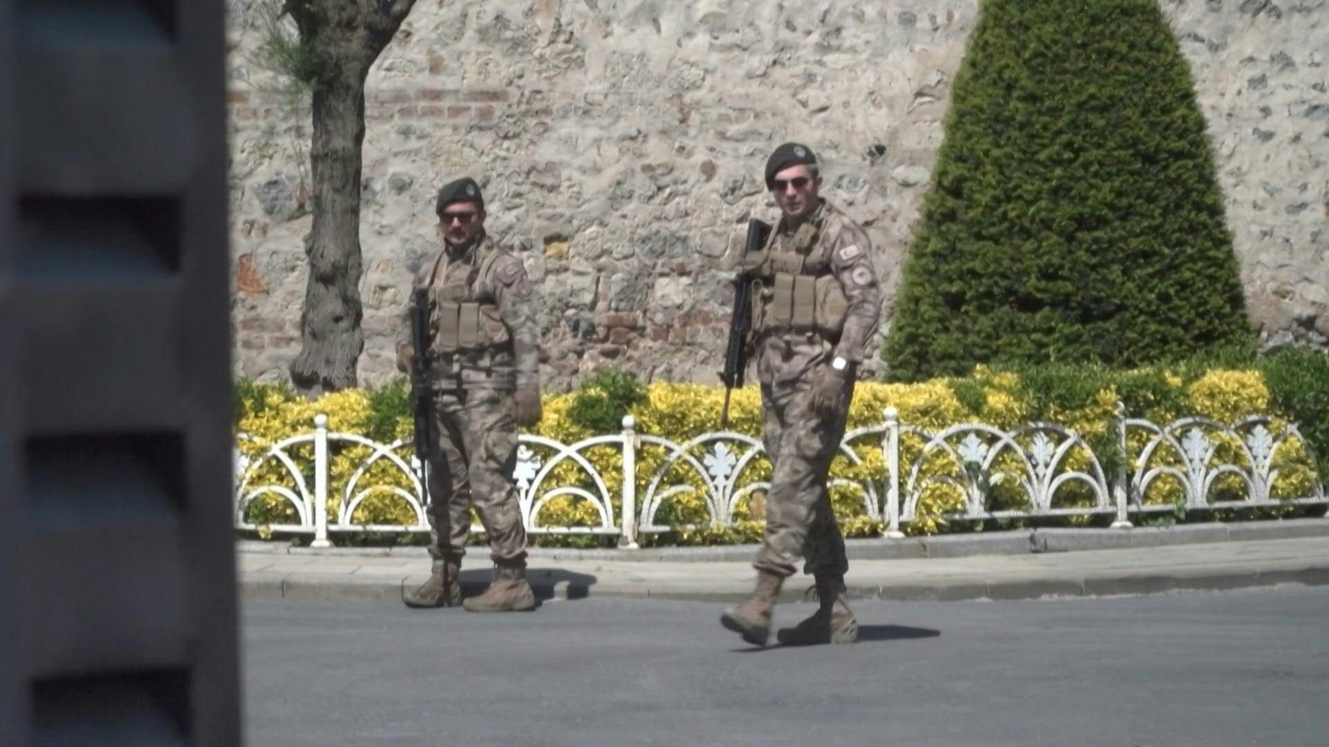 Scene outside Turkey's Dolmabahce Palace ahead of Russia-Ukraine talks