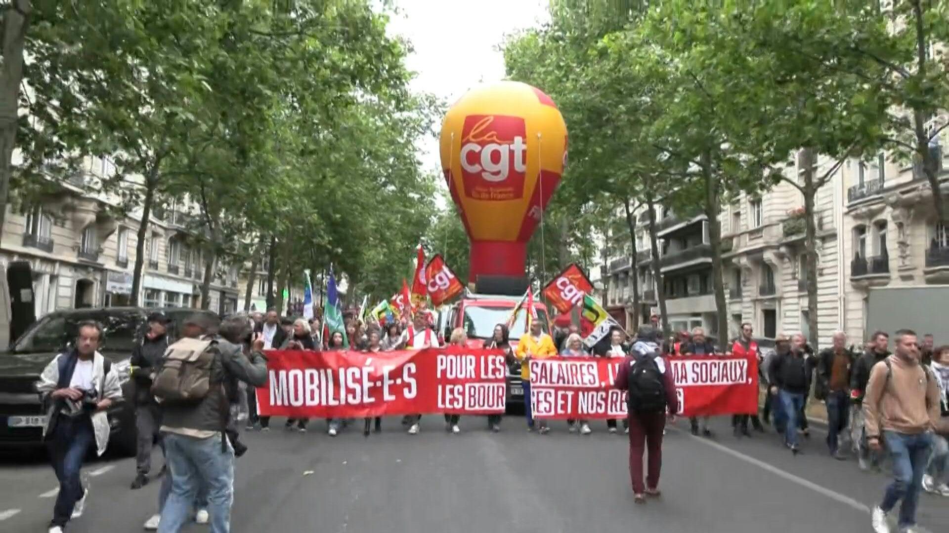 Paris: Protesters demand pension reform repeal