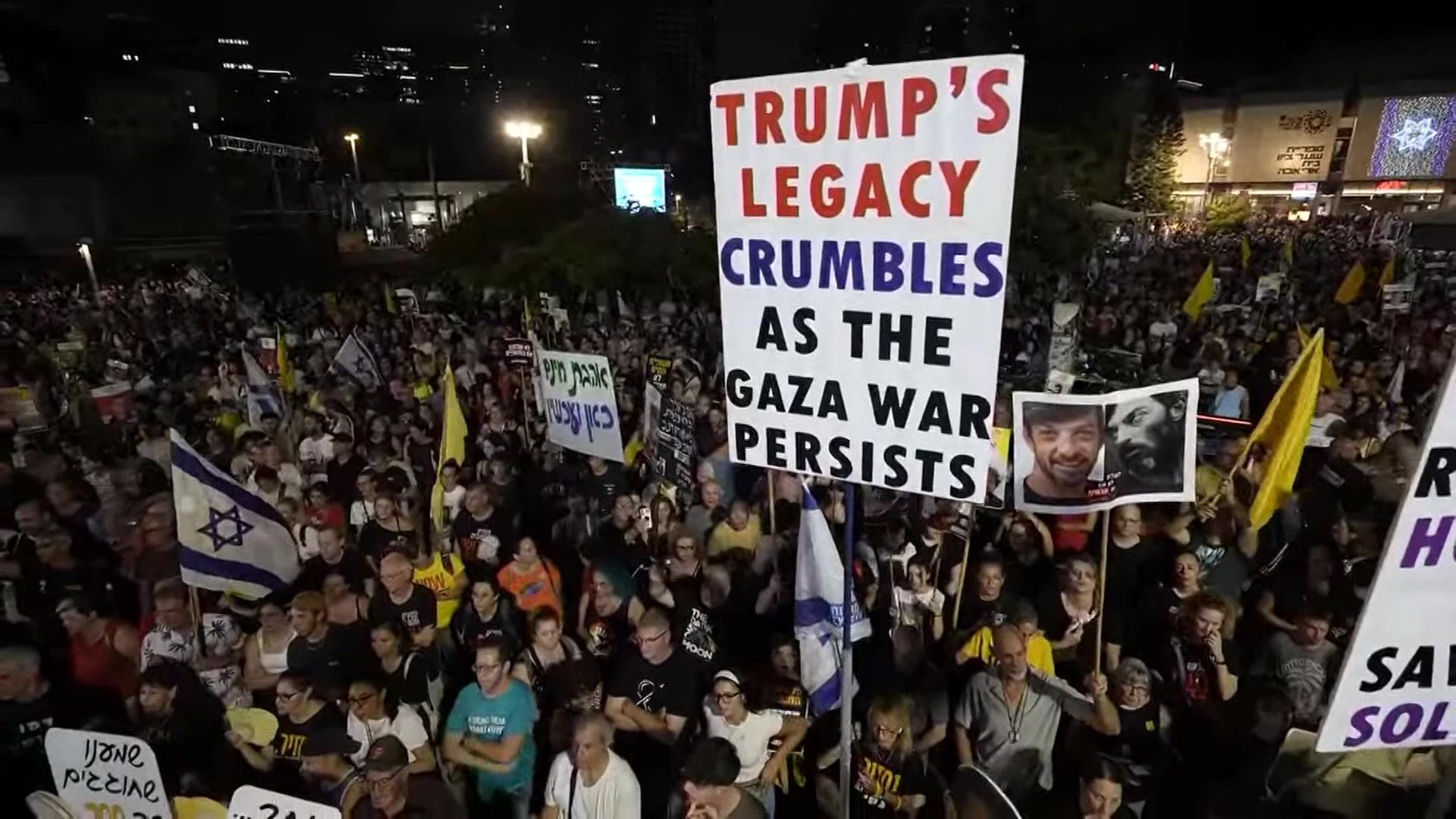 Israelis-rally-in-Tel-Aviv-to-call-for-Gaza-hostage-deal