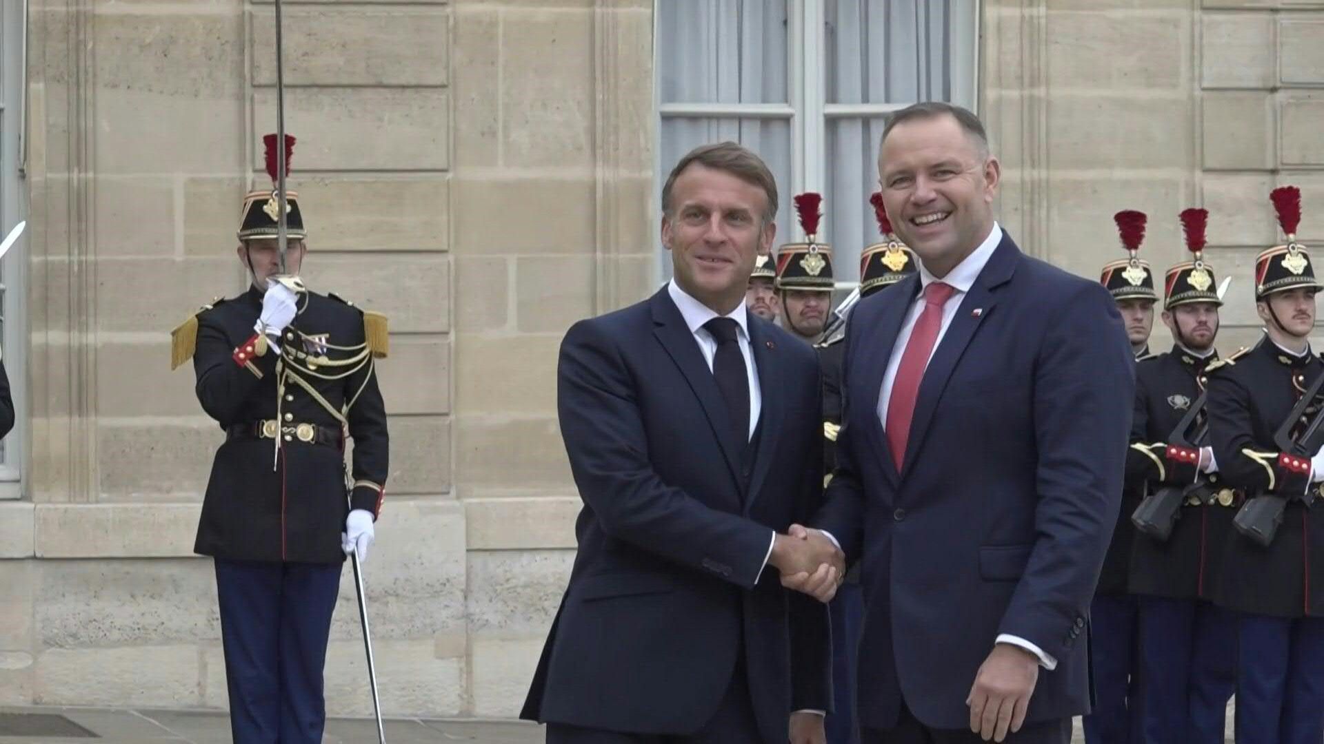 Macron welcomes Polish counterpart to Elysee Palace