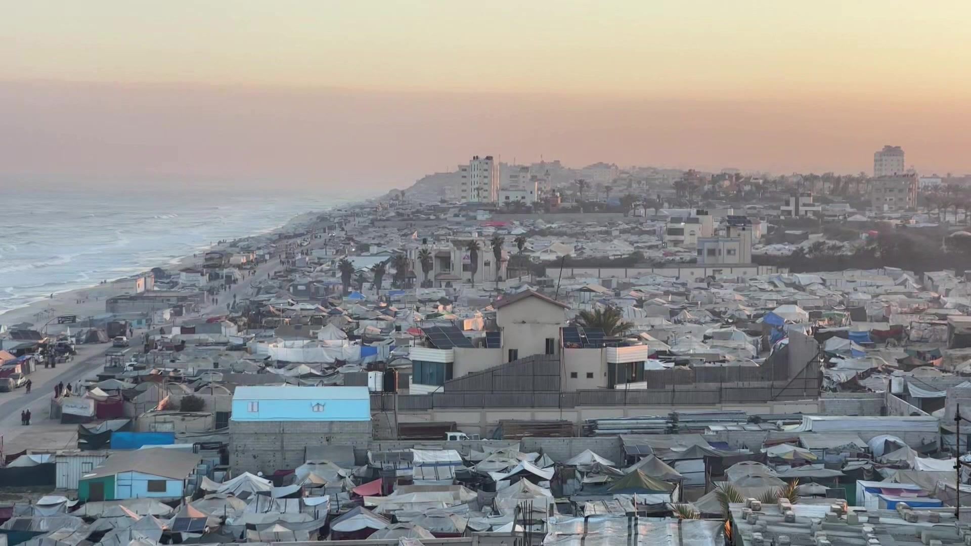 Video: Sun rises over Gaza's Al-Zawayda, as exchange deal set to occur