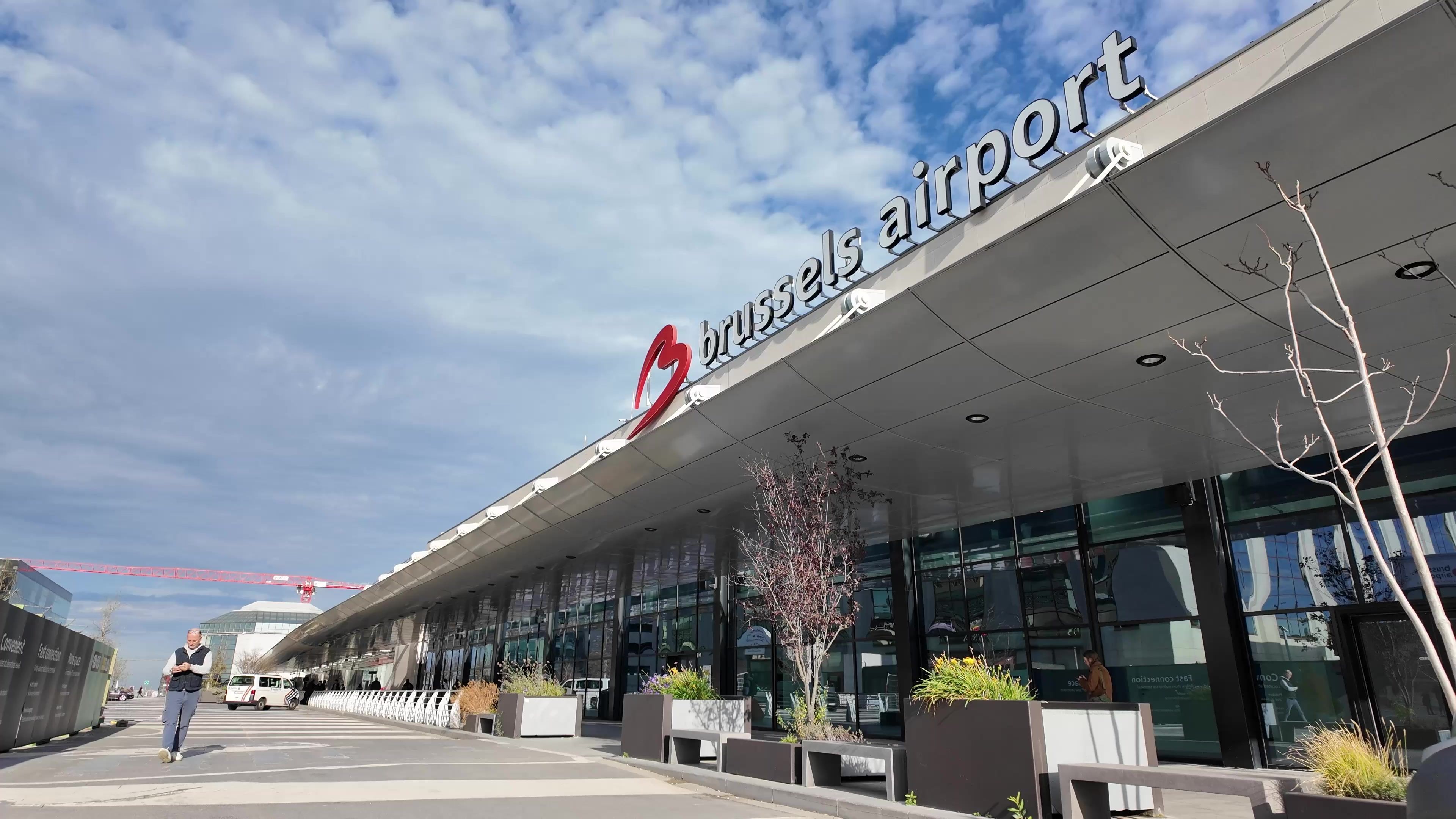 Brussels airport mostly back to normal after drone sightings halted flights overnight