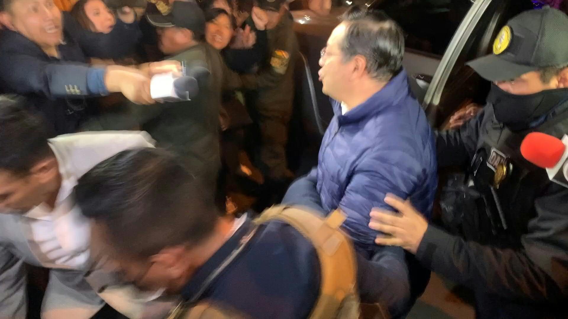 Bolivian-ex-president-Arce-arrives-at-prison-after-judge-orders-pretrial-detention