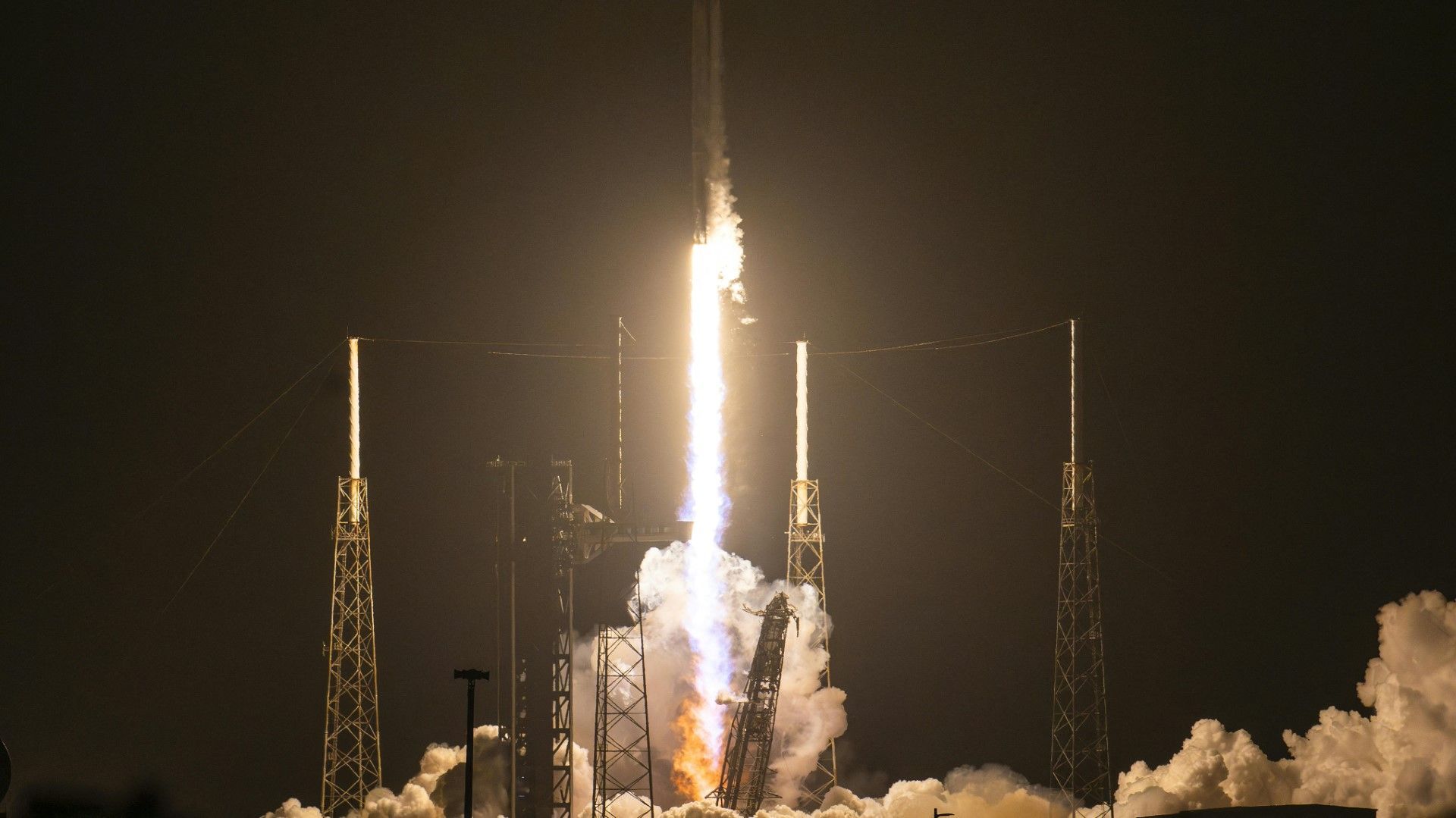 Video: Neue Besatzung zur Internationalen Raumstation gestartet