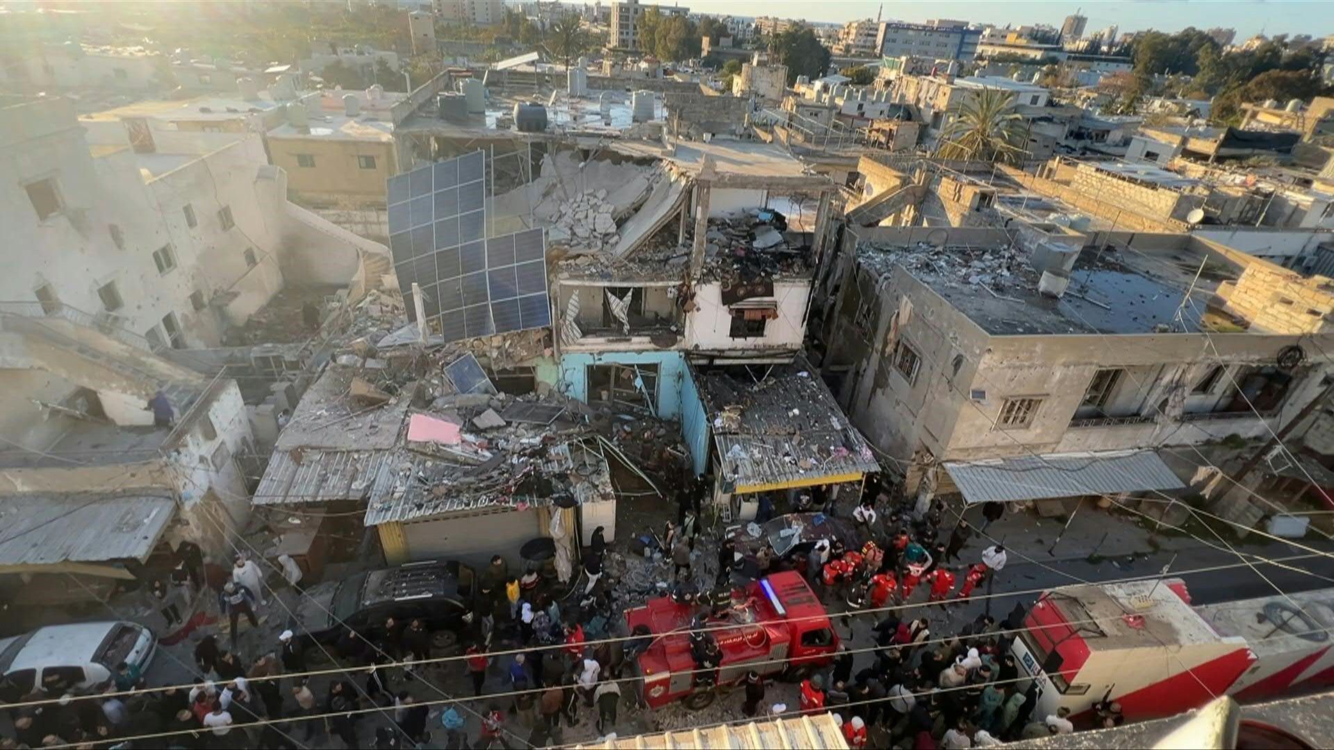 Video: Rescuers attend site of Israeli strike on Palestinian camp in southern Lebanon