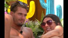 Love Island's Jacques O'Neill apologises to Paige Thorne after branding her 'pathetic'
