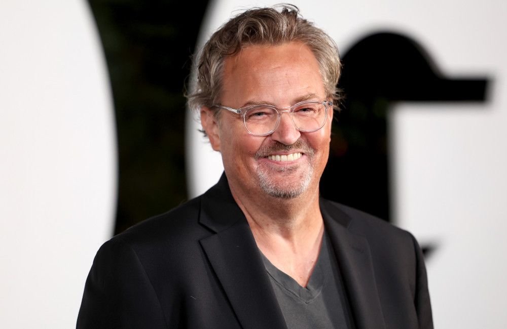 Arzt, der beschuldigt wird, Matthew Perry mit Ketamin versorgt zu haben, will sich laut Gerichtsunterlagen schuldig bekennen