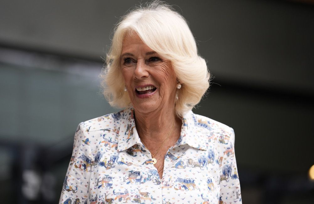 Neues Buch: Königin Camilla stoppte Zug-Angreifer, indem sie ihn mit ihrem Schuh schlug