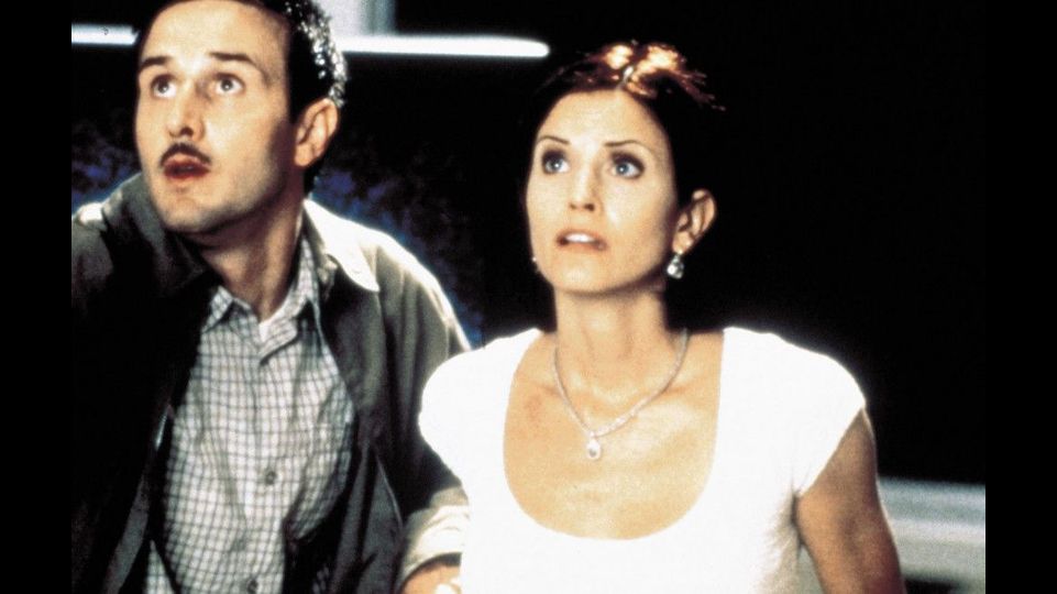 Courteney Cox bringt ‚Leichtigkeit‘ in düsteren True-Crime-Thriller