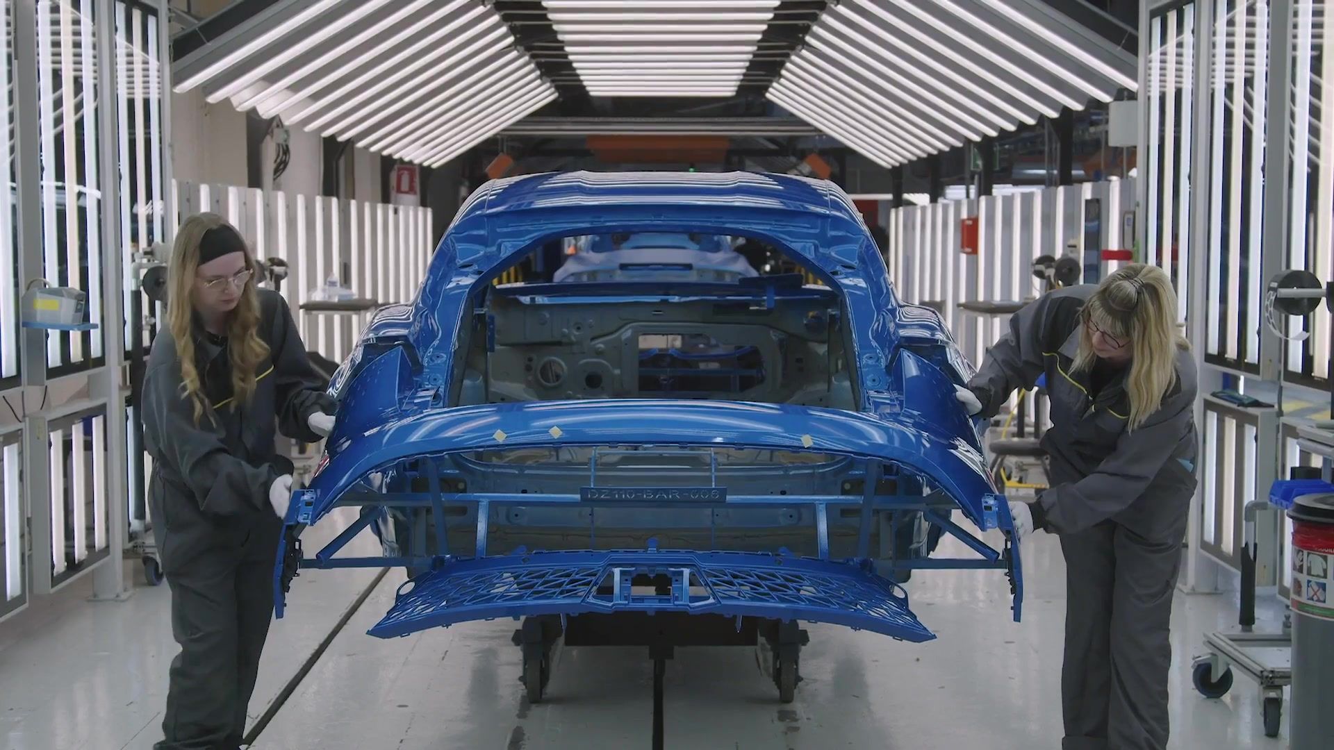 Alpine A390 production at the Alpine Dieppe plant Jean Rédélé - Paint quality check