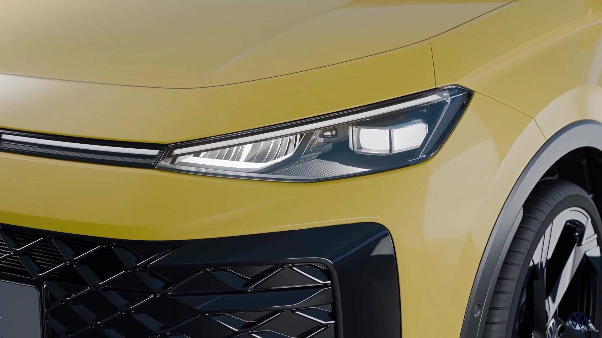 New Volkswagen T-Roc IQ.LIGHT LED matrix headlights