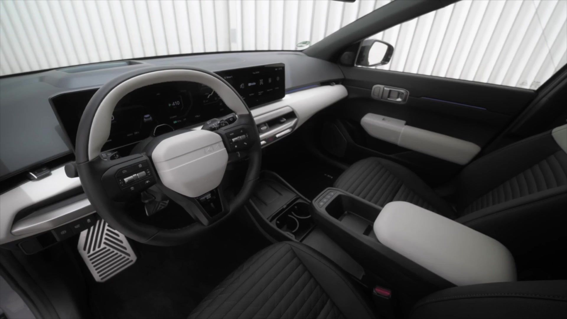 Kia EV4 Fastback ‘GT-Line’ 81.4kWh Interior Design in Shale Grey