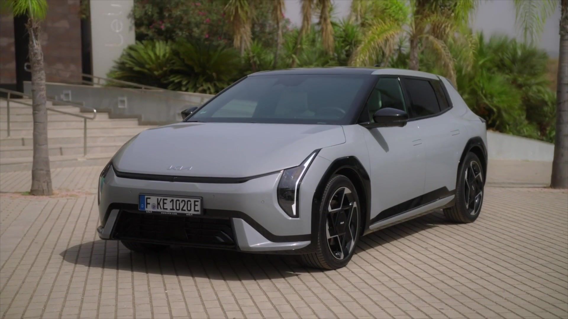 Kia EV4 ‘GT-Line’ 81.4kWh Exterior Design in Wolf Grey