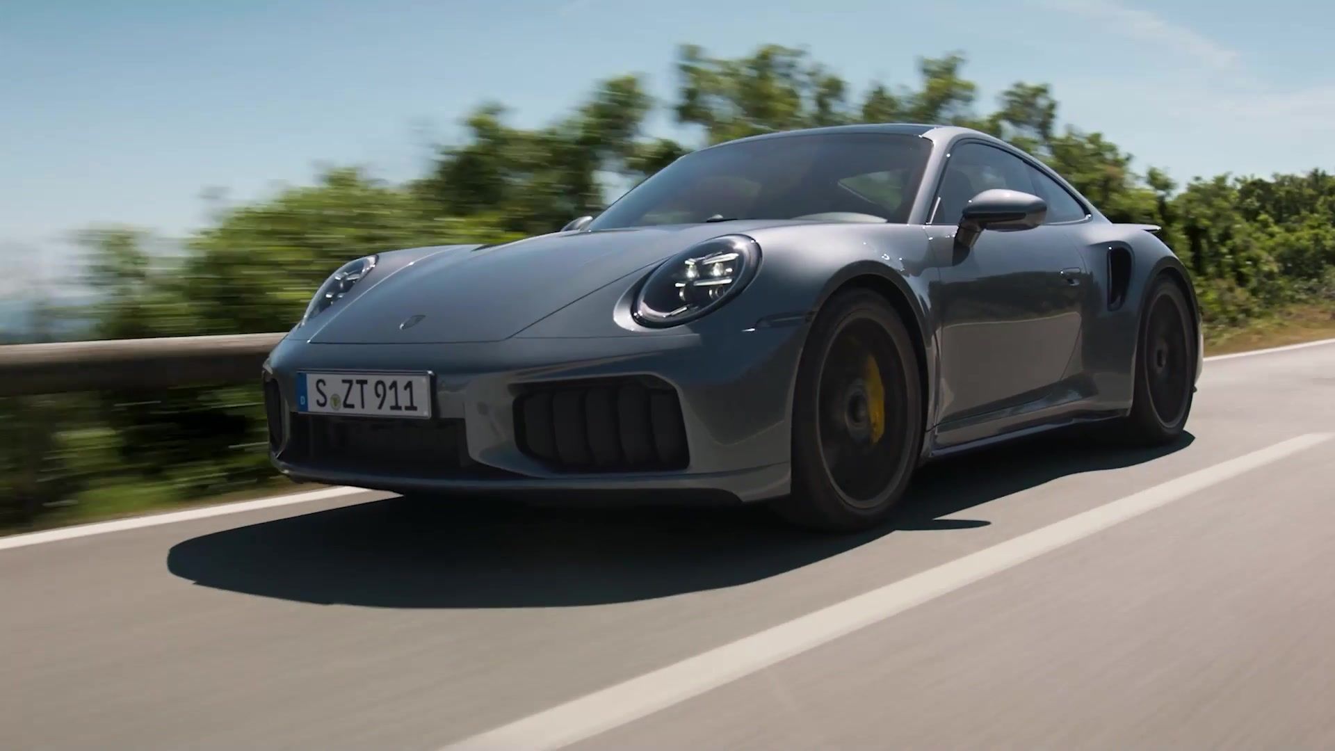 TechNews - The Porsche 911 Turbo S Chassis