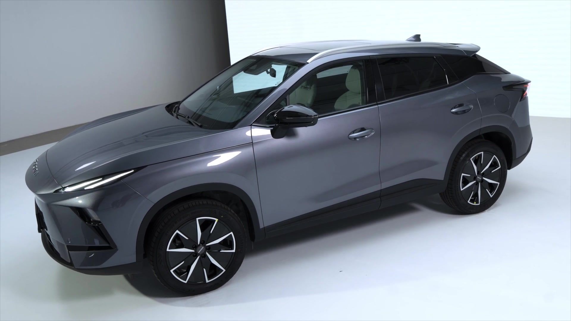 Omoda 5 Electric Design Preview