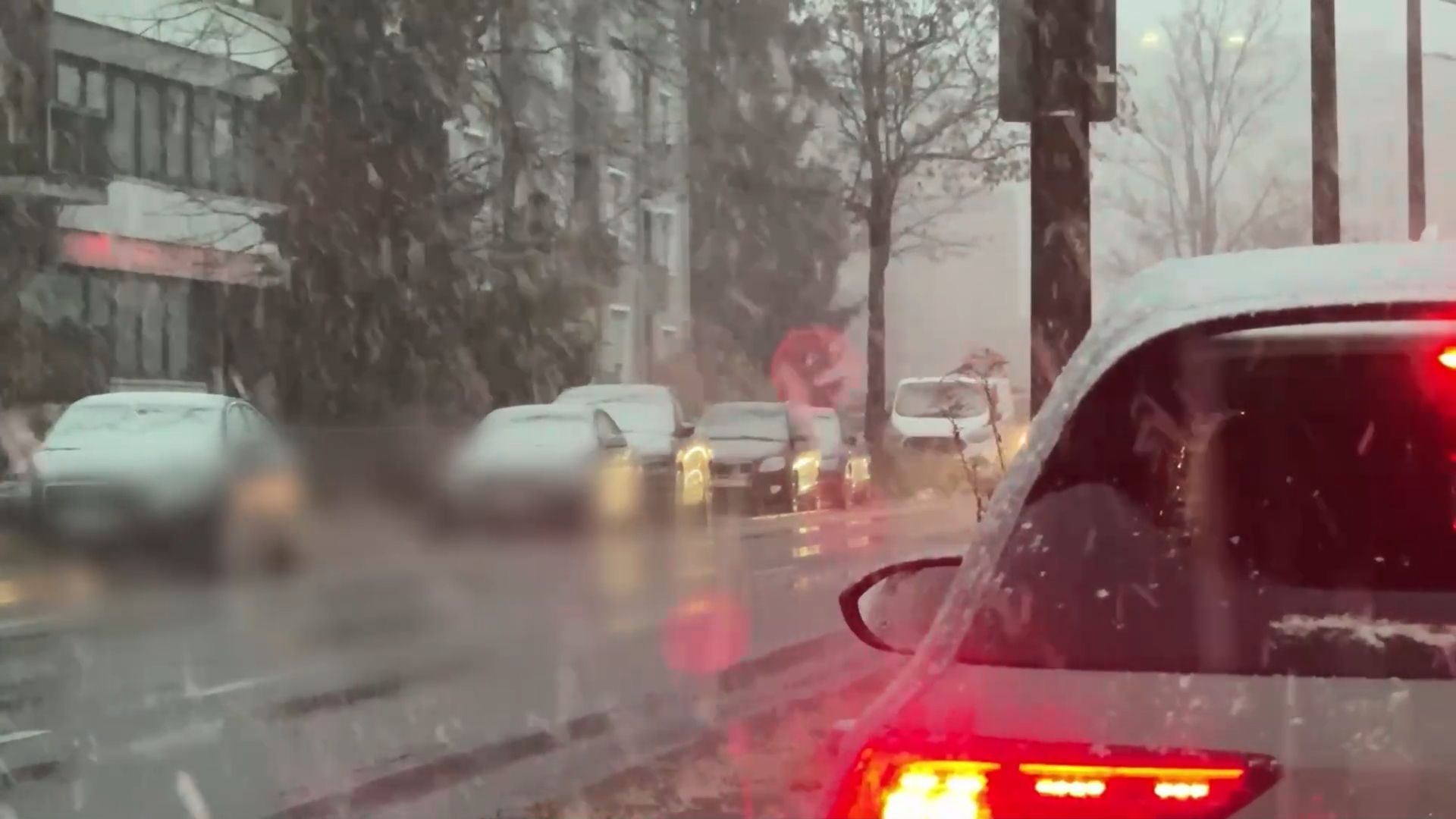 Schneetreiben in Franken: erste Flocken fallen in Nürnberg vom Himmel