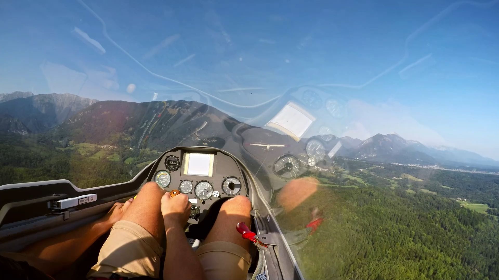 Kleinflugzeug and Glider Crashes: How Many Are There According to Statistics