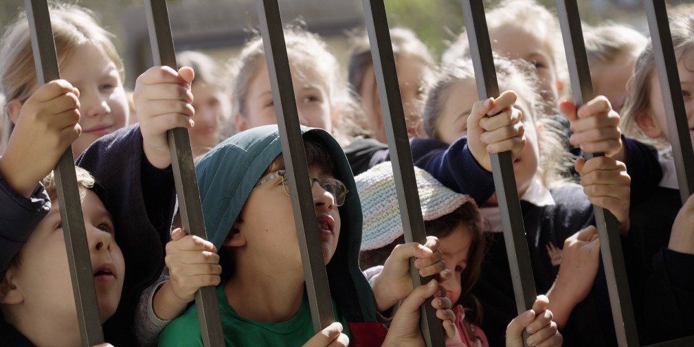 Video: Jugendkathedralchor auf Ostereiersuche