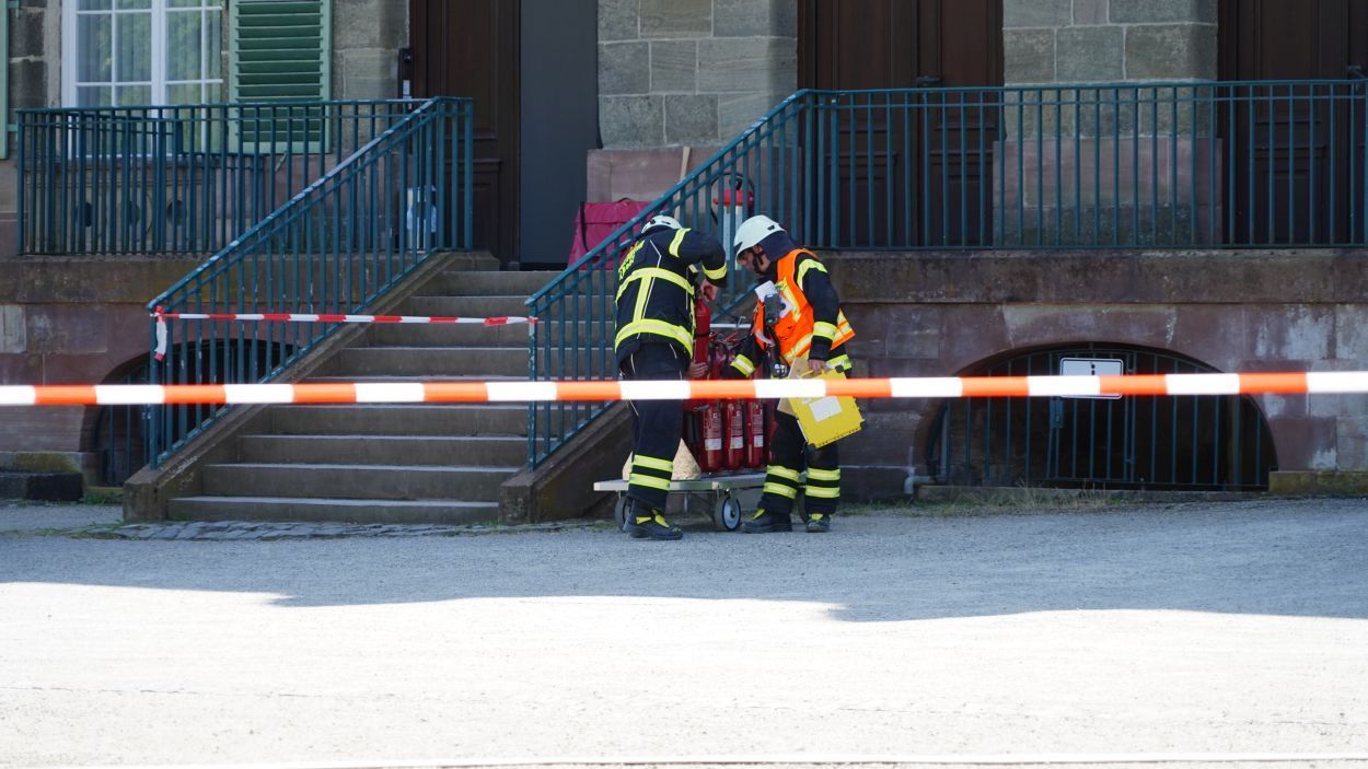 Video: HITZE – Historische Filmrollen im Schloss Wilhelmshöhe in Gefahr – Gefahrguteinsatz in Kassel