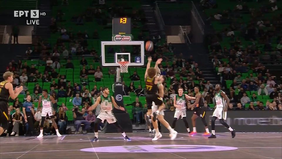 ΑΠΙΘΑΝΟ buzzer-beater τρίποντο του Χέιλ στην πρώτη περίοδο (VIDEO)