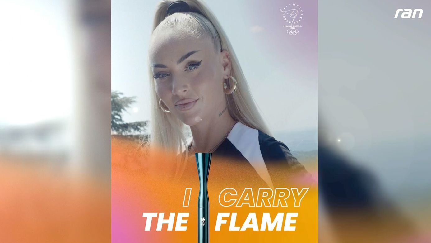 Alisha Lehmann: Sie trägt die Olympische Fackel