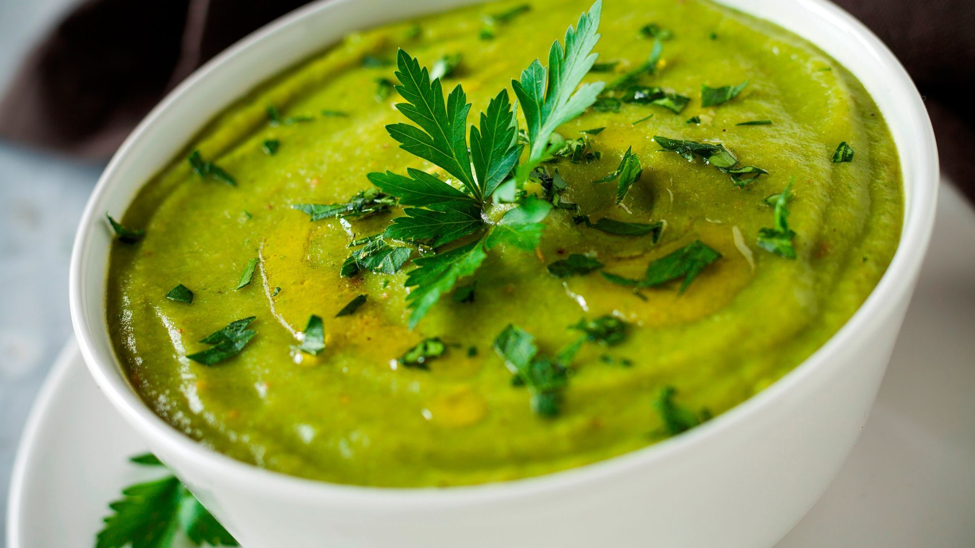 Rezept für cremige Zucchini-Suppe: Schnelles Gericht für den Feierabend