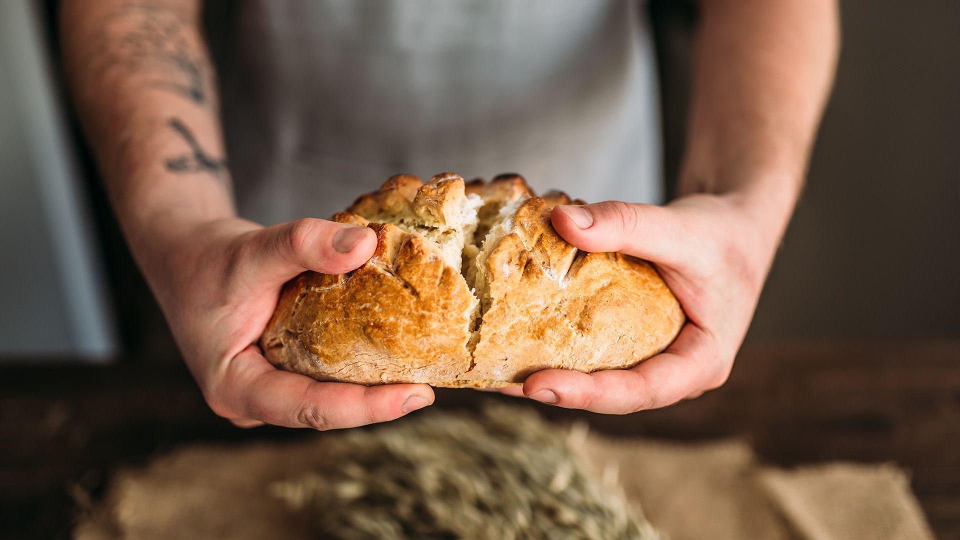 Wie entsteht eine knusprige Kruste beim Brot?