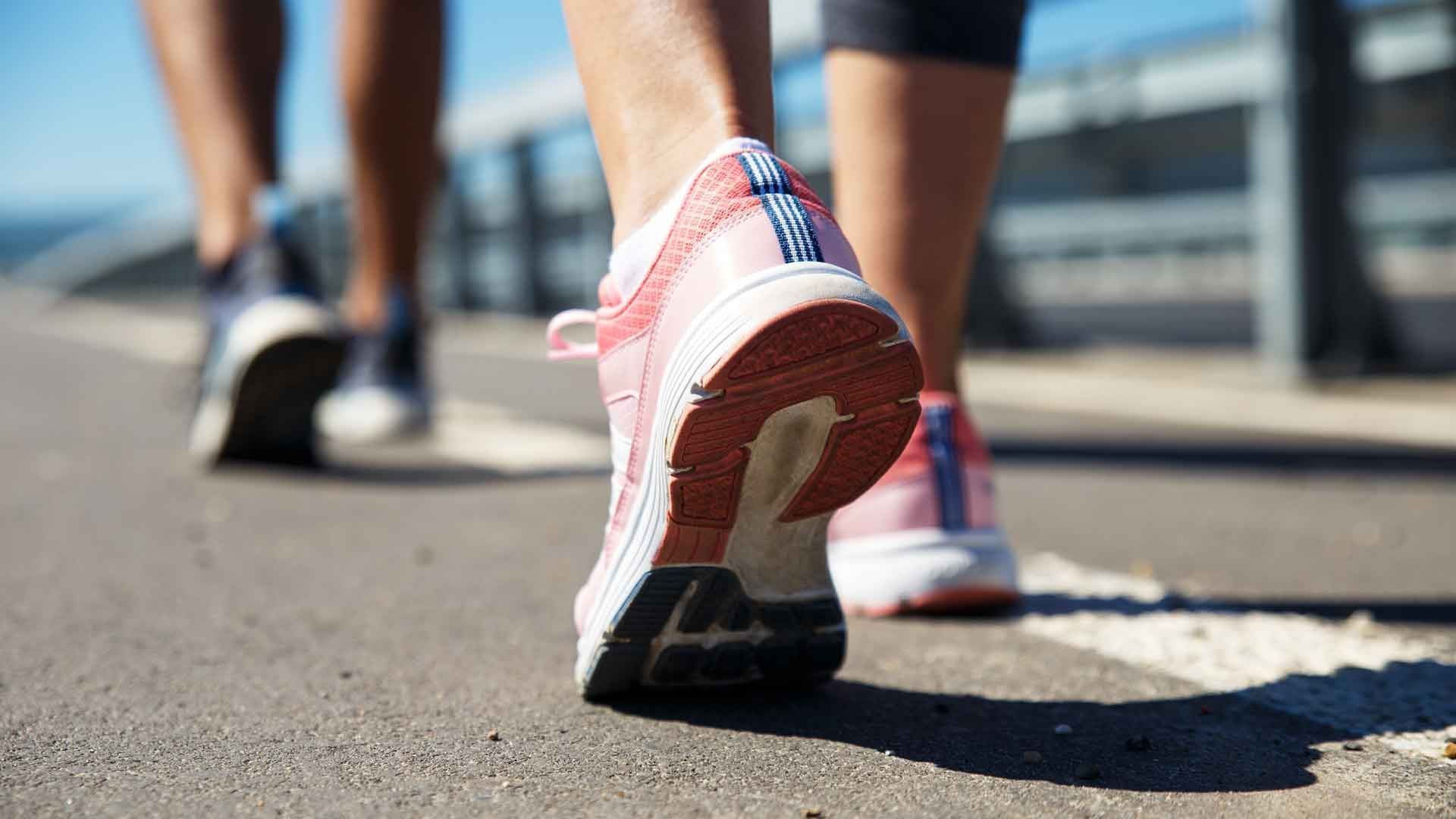 Intervall-Gehen: Für alle mit zu wenig Zeit für Sport