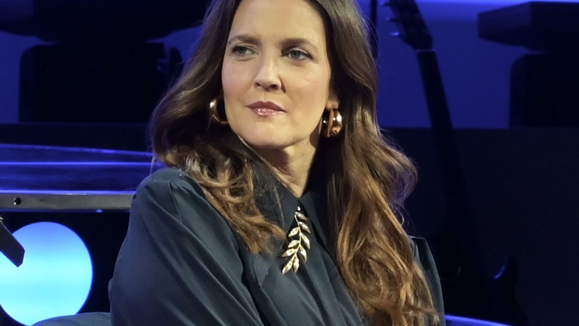 Video: Drew Barrymore bricht in ihrer Show in Tränen aus