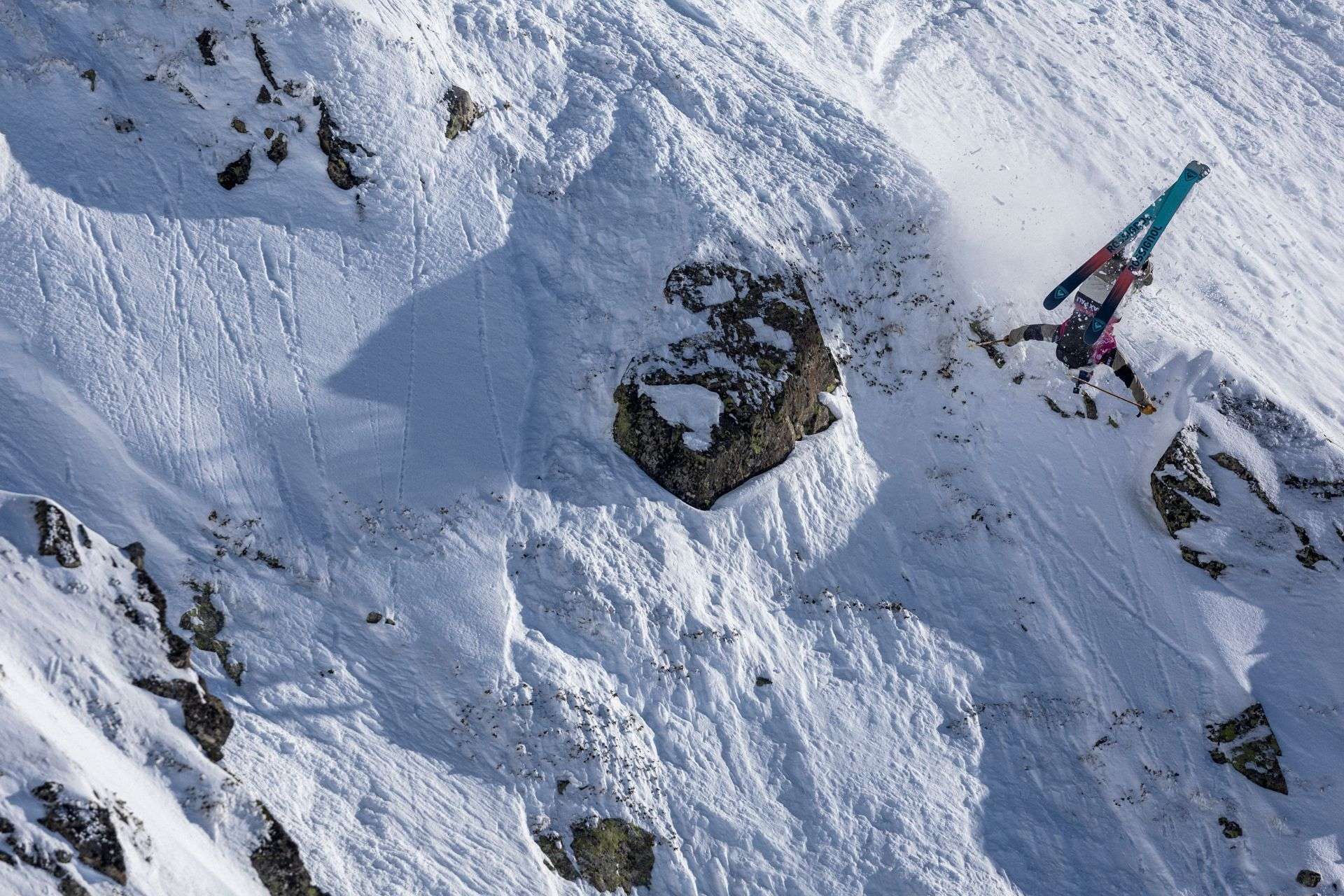 Huge backflip in impressive freeride show by winner Max Palm at Freeride World Tour in Baqueira Beret