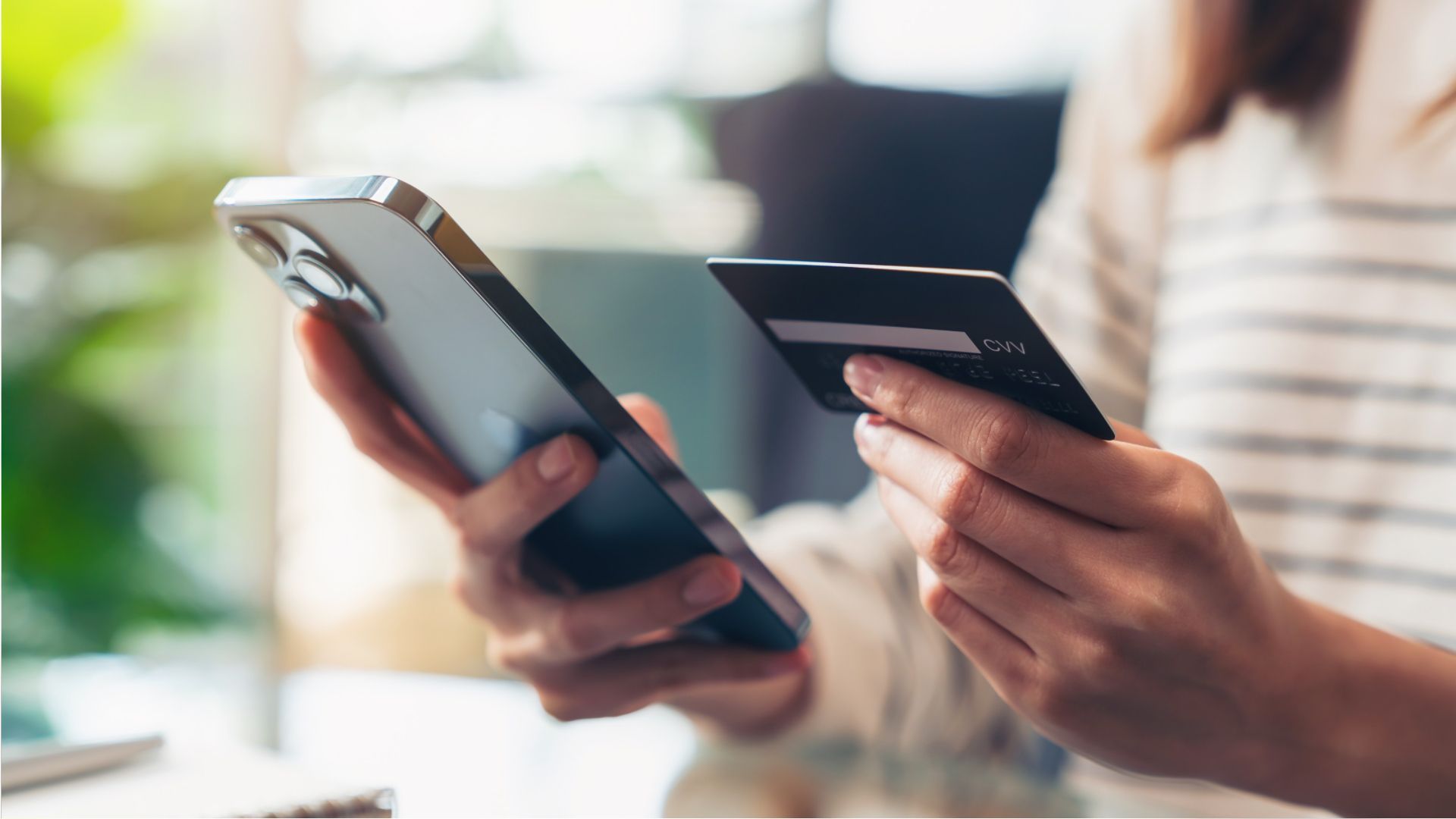 Mobile Banking: Wie Sie sicher unterwegs auf ihr Konto zugreifen