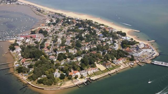 Streit um Strandzugang: Millionäre sperren plötzlich den Weg ans Meer