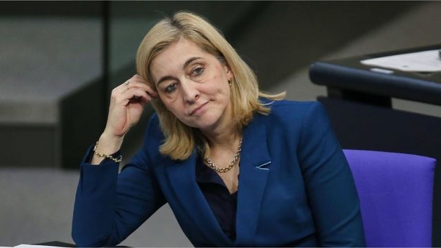 Video: Unions-Politiker drohen mit Ablehnung der Gesundheitsreform